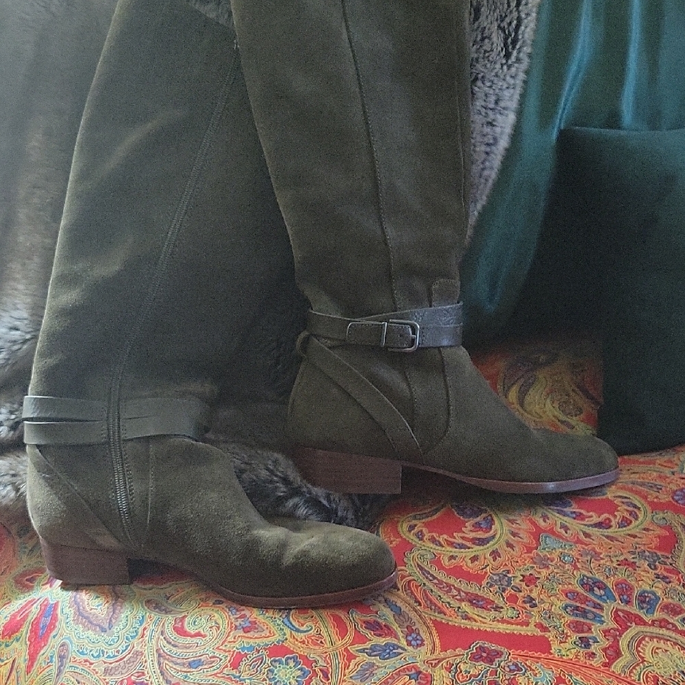 Via Spiga Olive Suede Knee Hi/Riding Boot 8.5